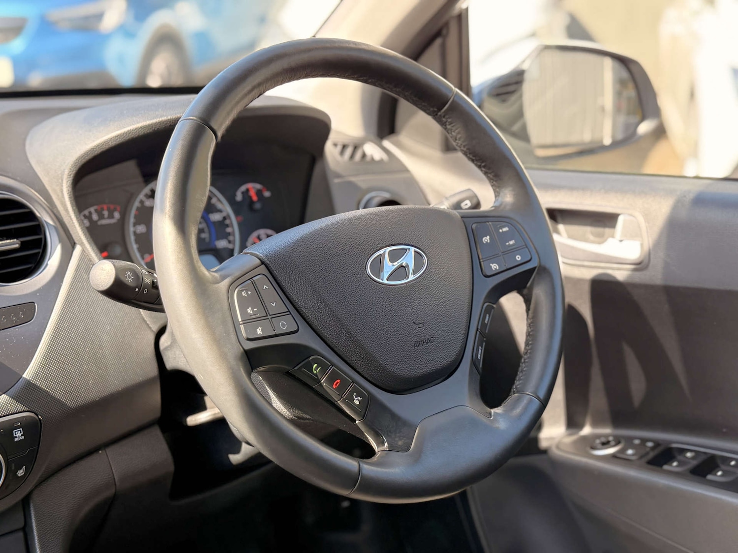 Used Hyundai i10 2018 for sale - 78218970: Photo 15