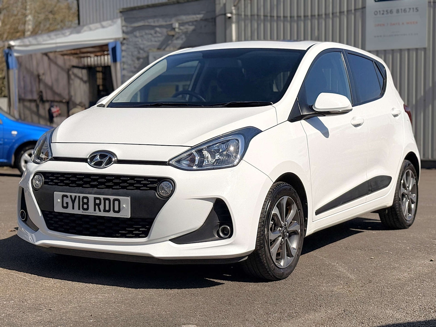 Used Hyundai i10 2018 for sale - 78218970: Photo 2