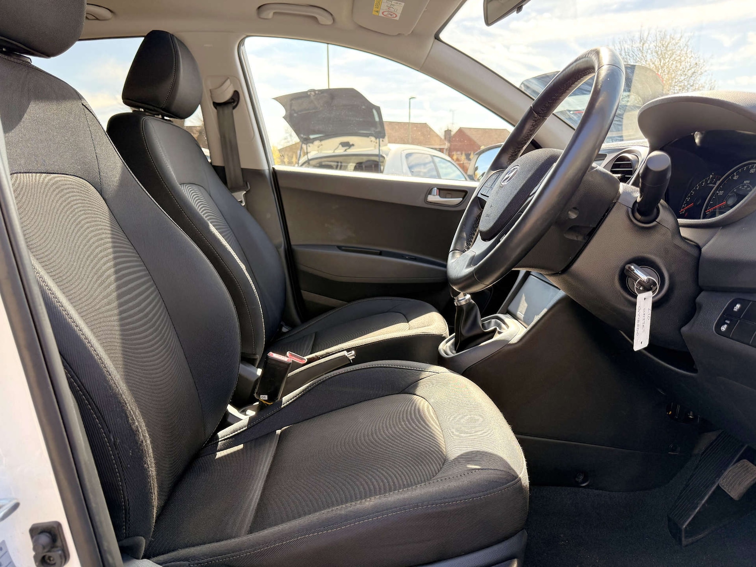 Used Hyundai i10 2018 for sale - 78218970: Photo 21