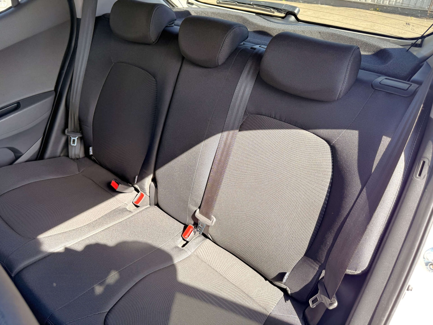 Used Hyundai i10 2018 for sale - 78218970: Photo 38