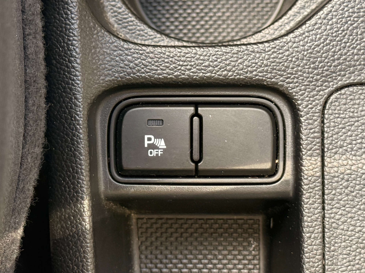 Used Hyundai i10 2018 for sale - 78218970: Photo 56