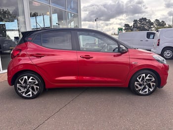 Used Hyundai i10 2020 for sale - 79726971: Photo