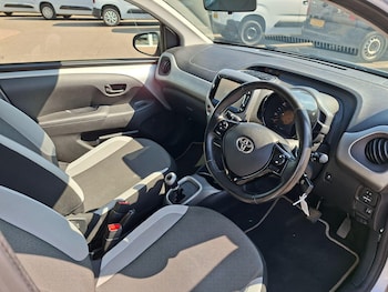 Used Toyota AYGO 2015 for sale - 79441562: Photo