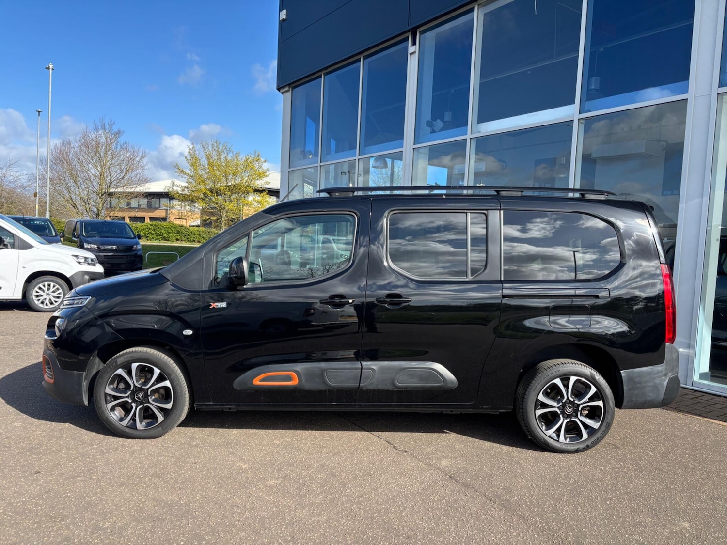 Used Citroen Berlingo 2023 for sale - 78073060: Photo 2