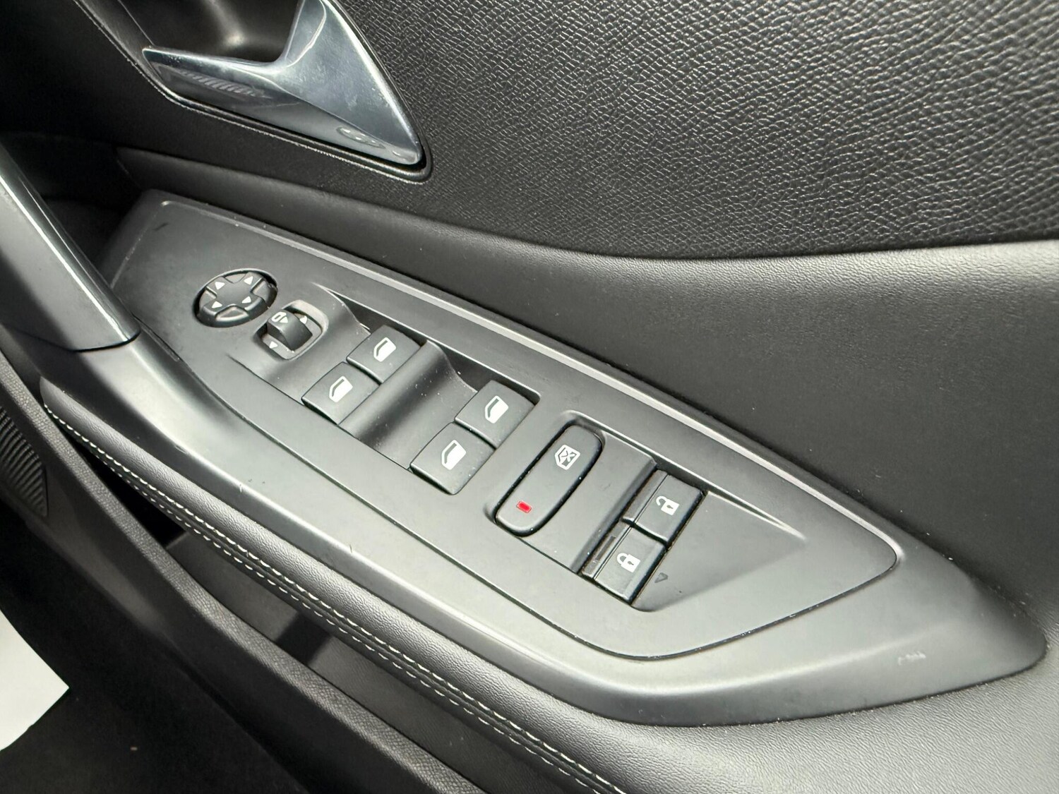 Used Peugeot 308 2022 for sale - 77413292: Photo 17