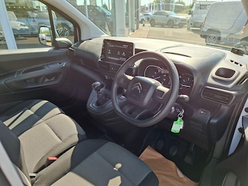 Used Citroen Berlingo 2022 for sale - 79050214: Photo