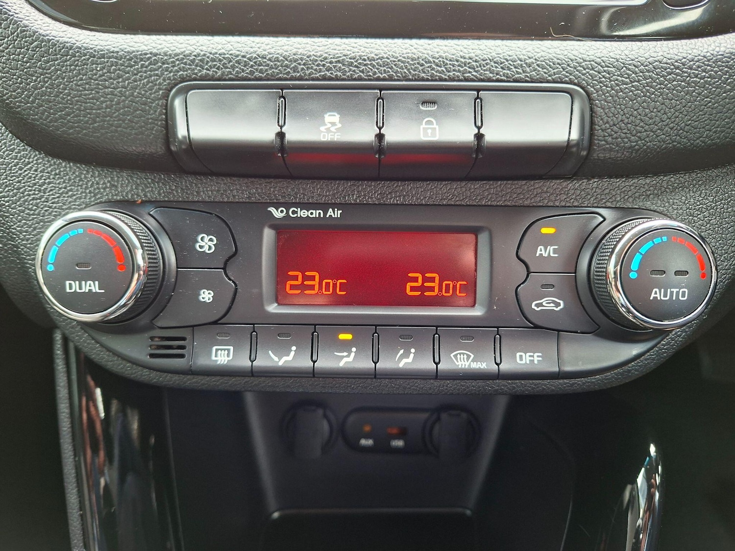 Used Kia Ceed 2015 for sale - 78099835: Photo 34