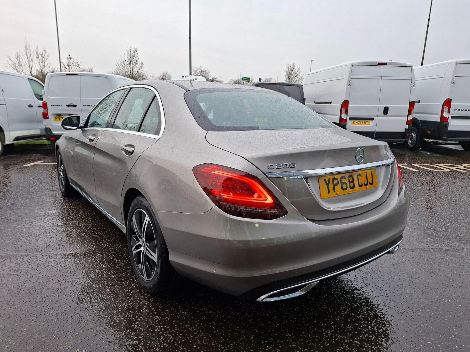 Used Mercedes-Benz C Class 2018 for sale - 77413291: Photo 10