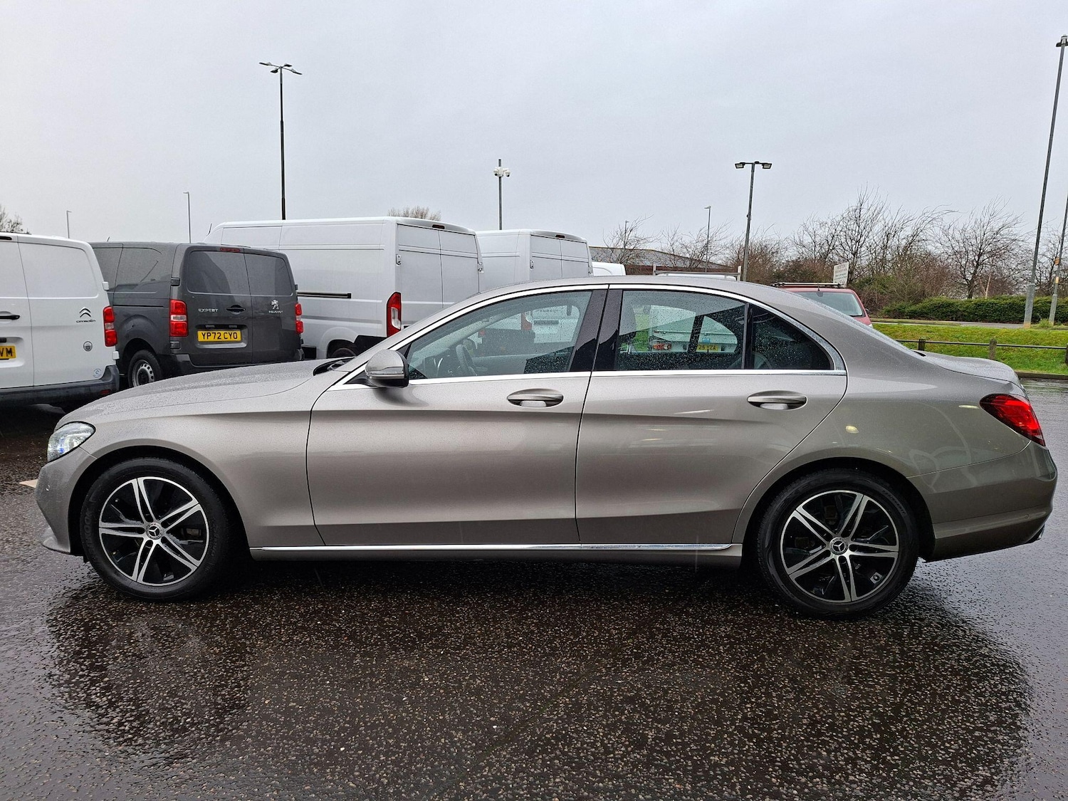 Used Mercedes-Benz C Class 2018 for sale - 77413291: Photo 11