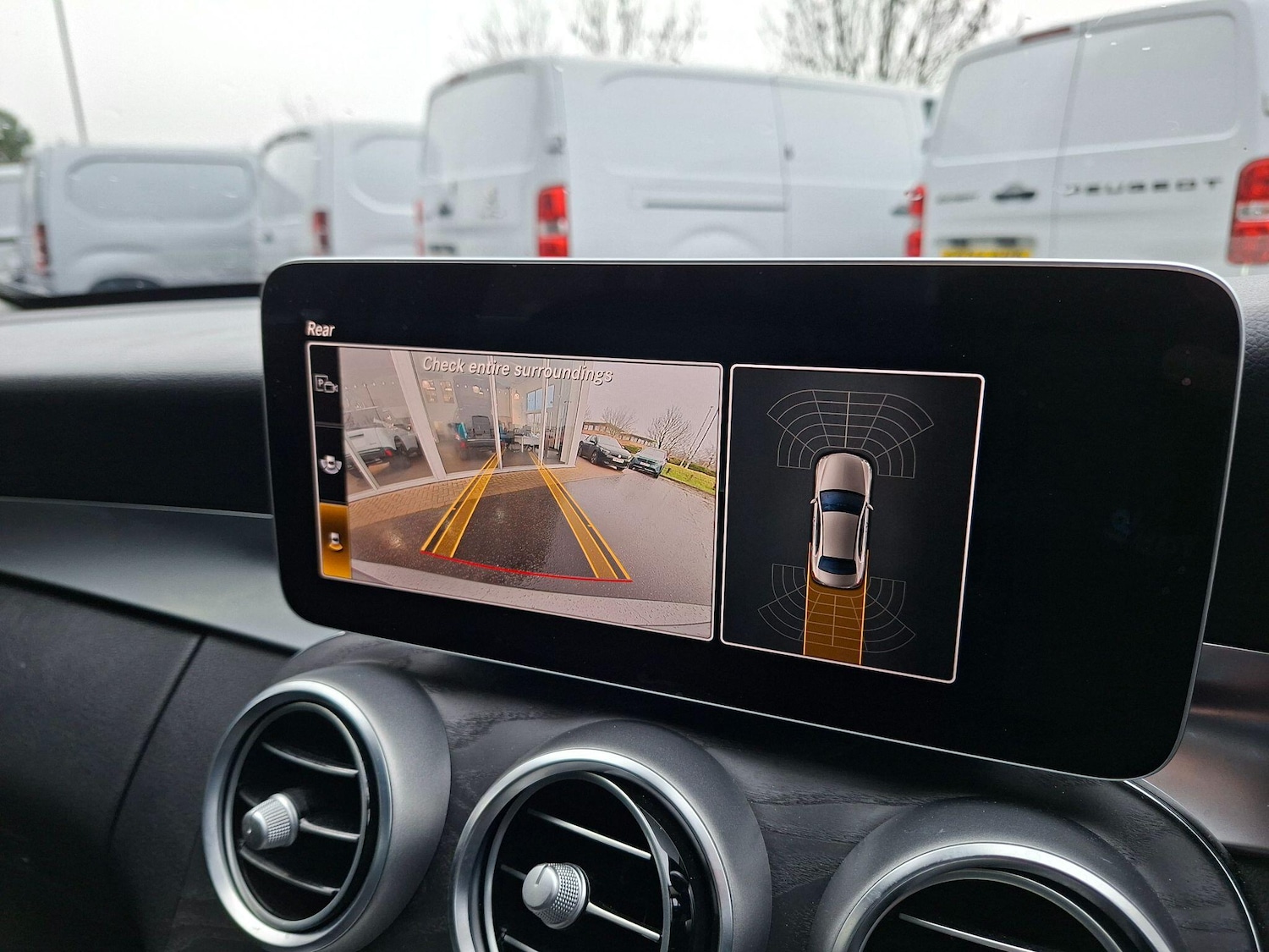 Used Mercedes-Benz C Class 2018 for sale - 77413291: Photo 34