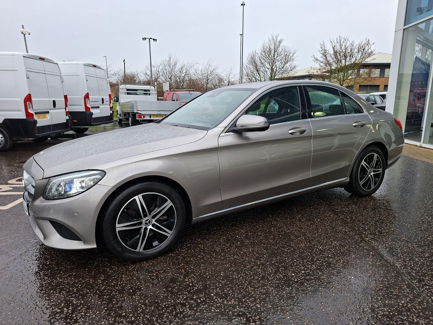 Used Mercedes-Benz C Class 2018 for sale - 77413291: Photo 9