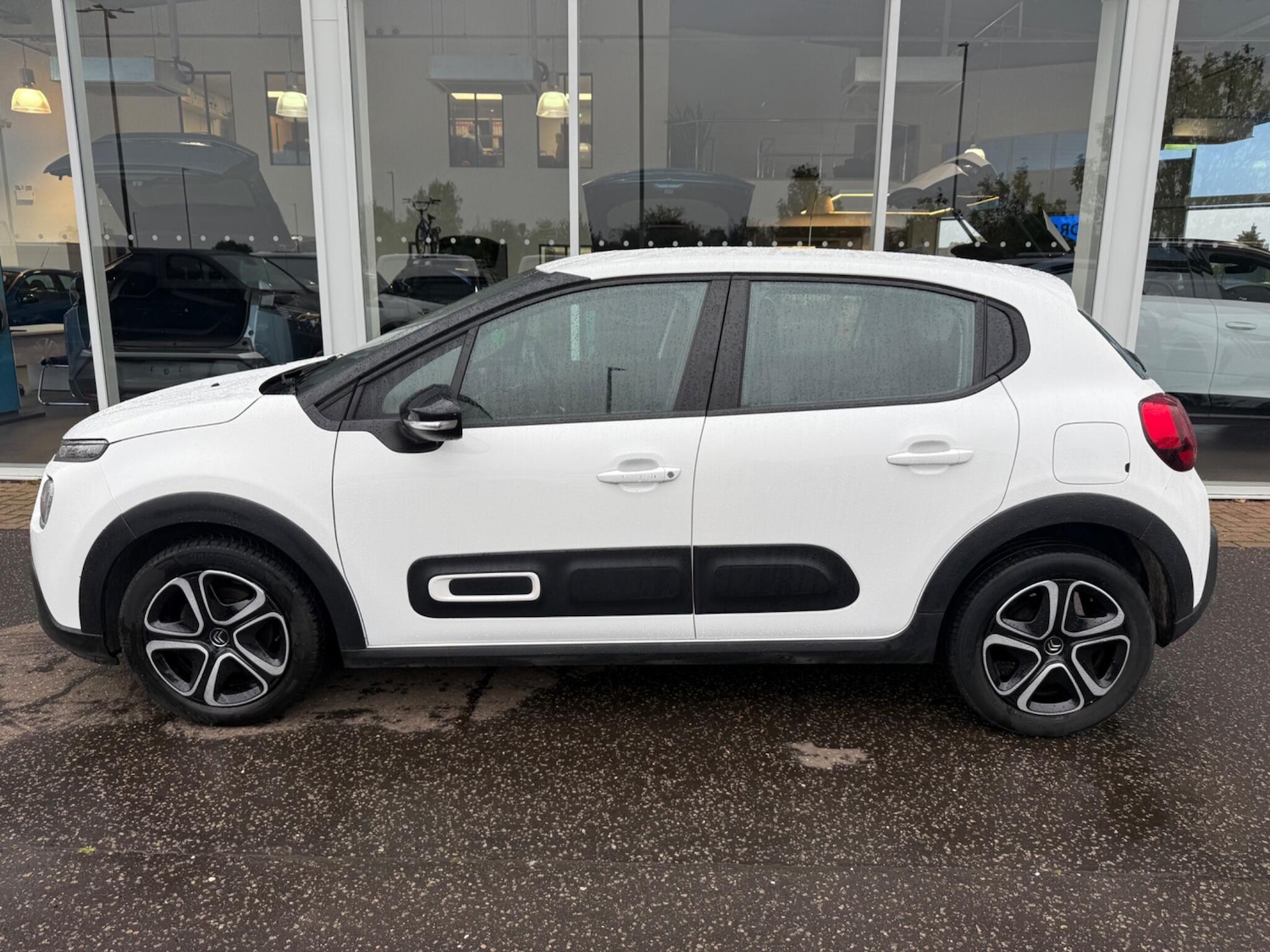 Used Citroen C3 2022 for sale - 77413311: Photo 2