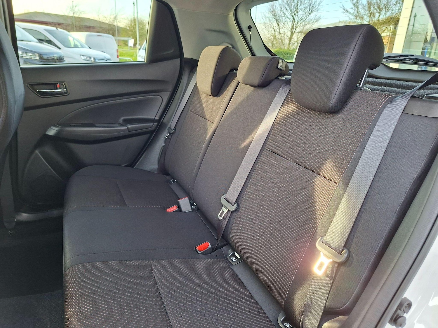 Used Suzuki Swift 2018 for sale - 77993481: Photo 23