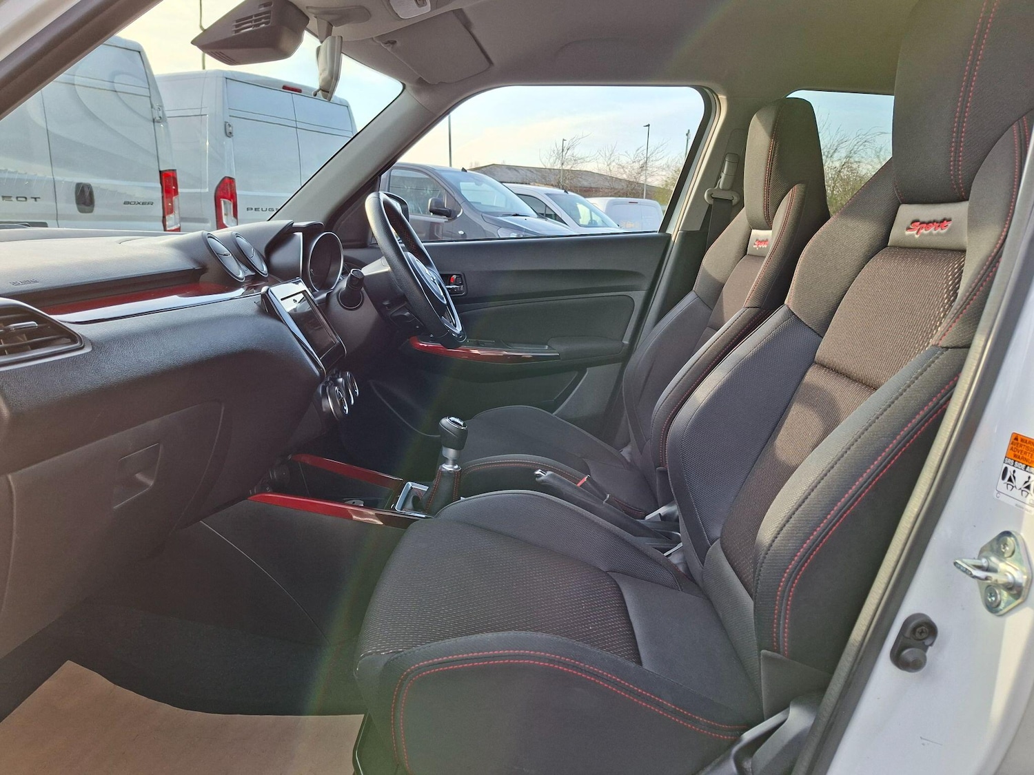 Used Suzuki Swift 2018 for sale - 77993481: Photo 51