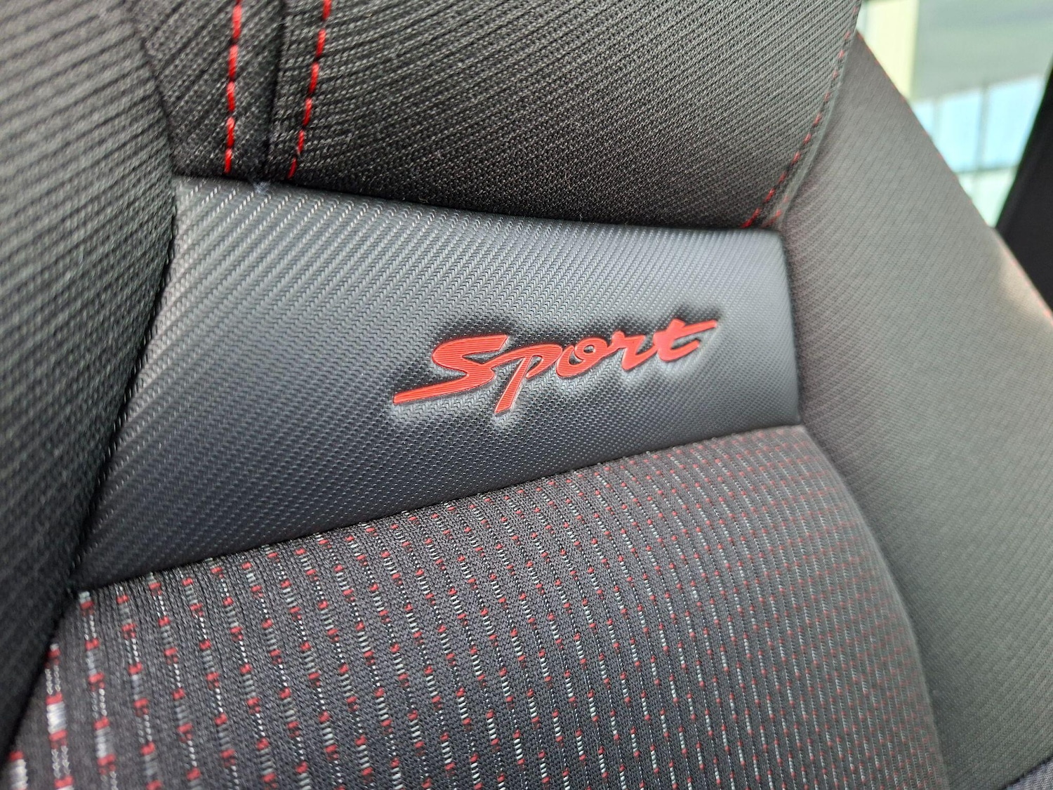 Used Suzuki Swift 2018 for sale - 77993481: Photo 63