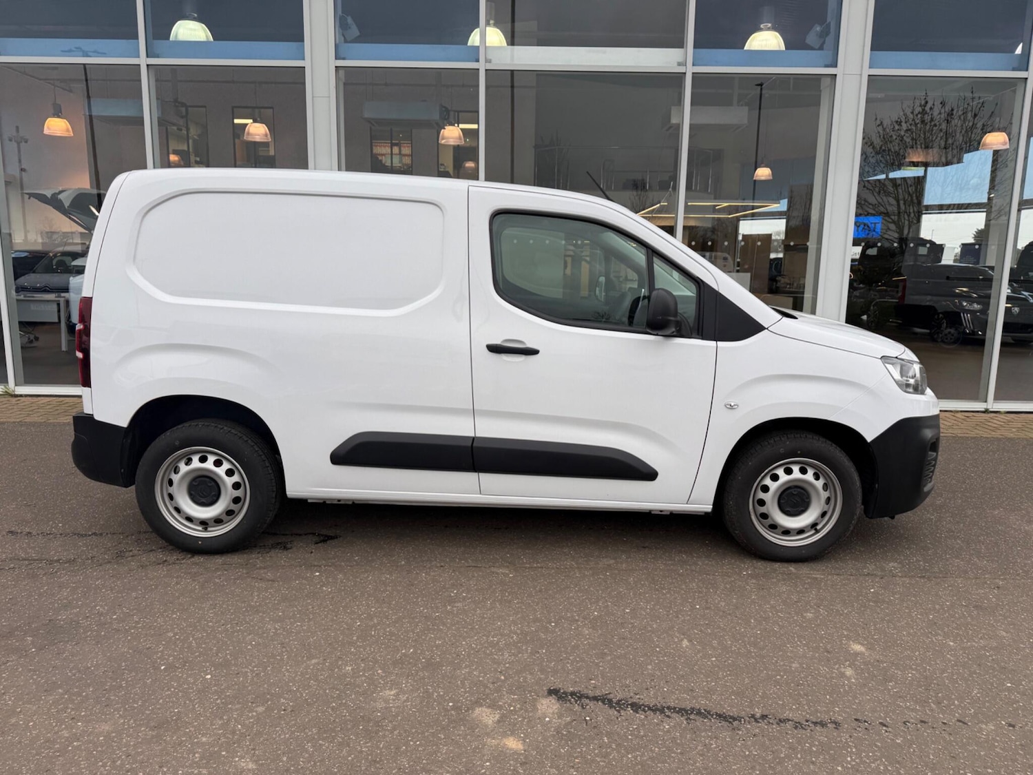 Used Citroen Berlingo 2023 for sale - 77854173: Photo 11