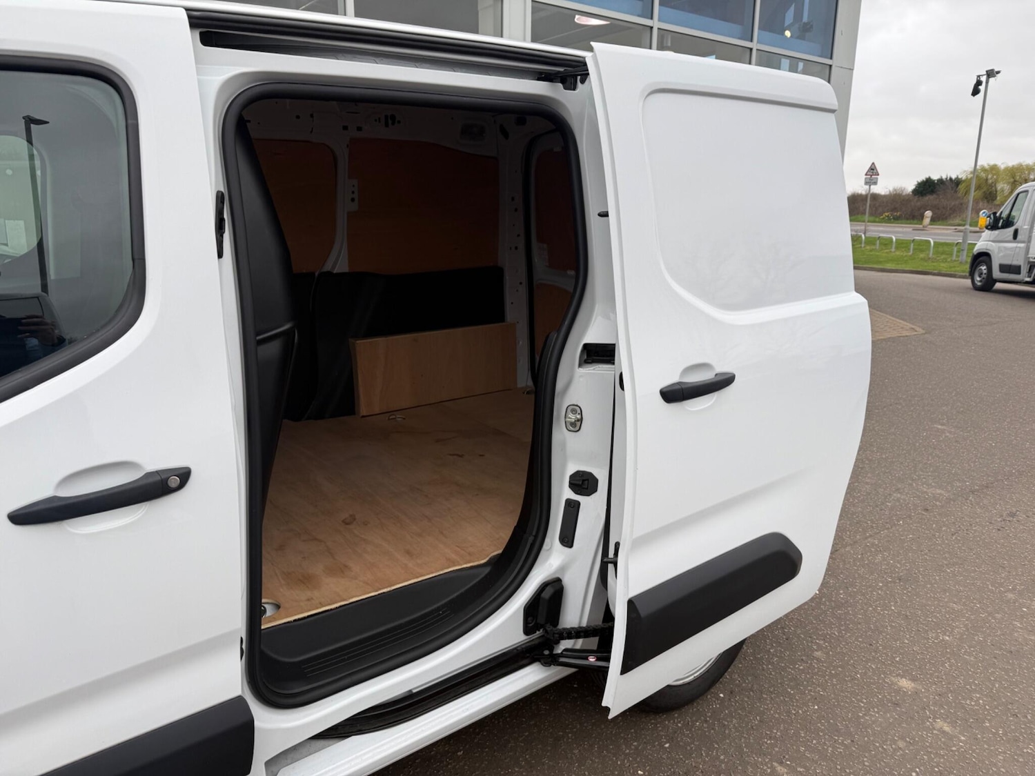 Used Citroen Berlingo 2023 for sale - 77854173: Photo 26