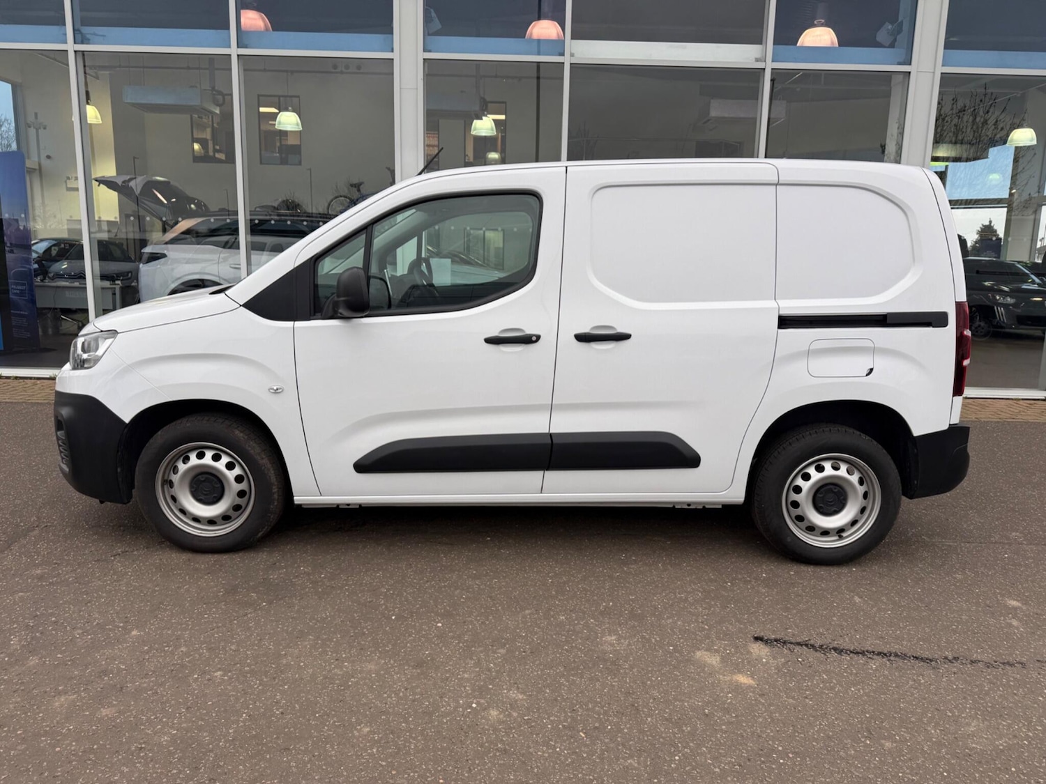 Used Citroen Berlingo 2023 for sale - 77854173: Photo 5