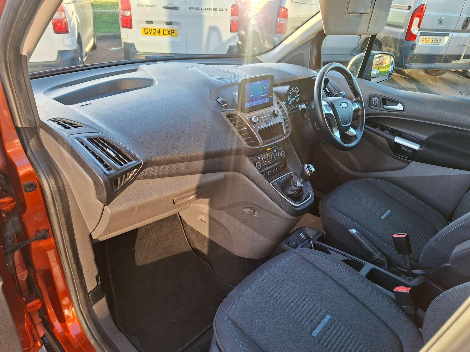 Used Ford Grand Tourneo Connect 2022 for sale - 77413276: Photo 16