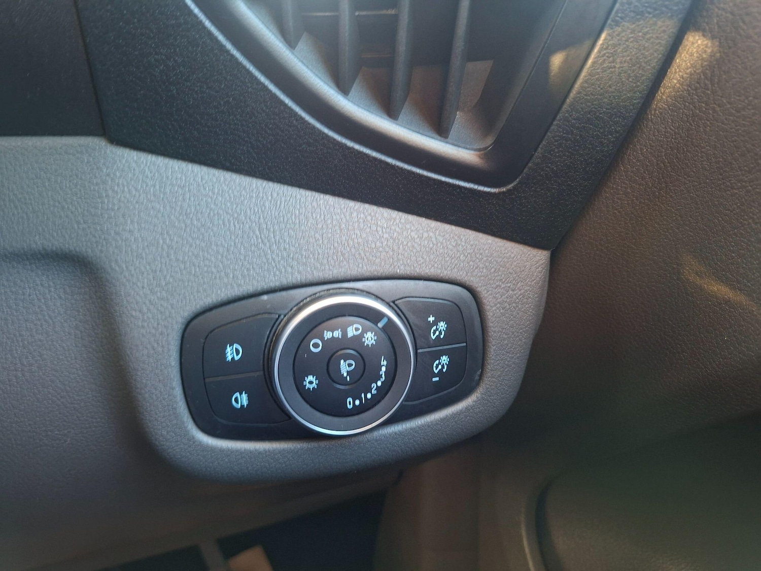 Used Ford Grand Tourneo Connect 2022 for sale - 77413276: Photo 30