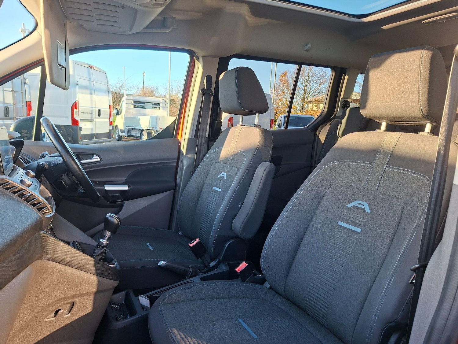 Used Ford Grand Tourneo Connect 2022 for sale - 77413276: Photo 53