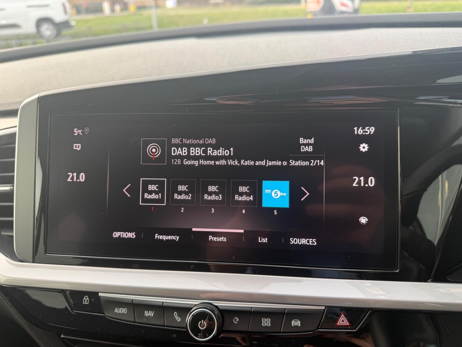 Used Vauxhall Grandland 2023 for sale - 77625784: Photo 31