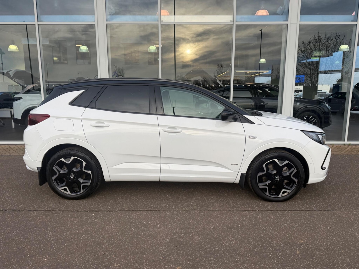 Used Vauxhall Grandland 2023 for sale - 77625784: Photo 9