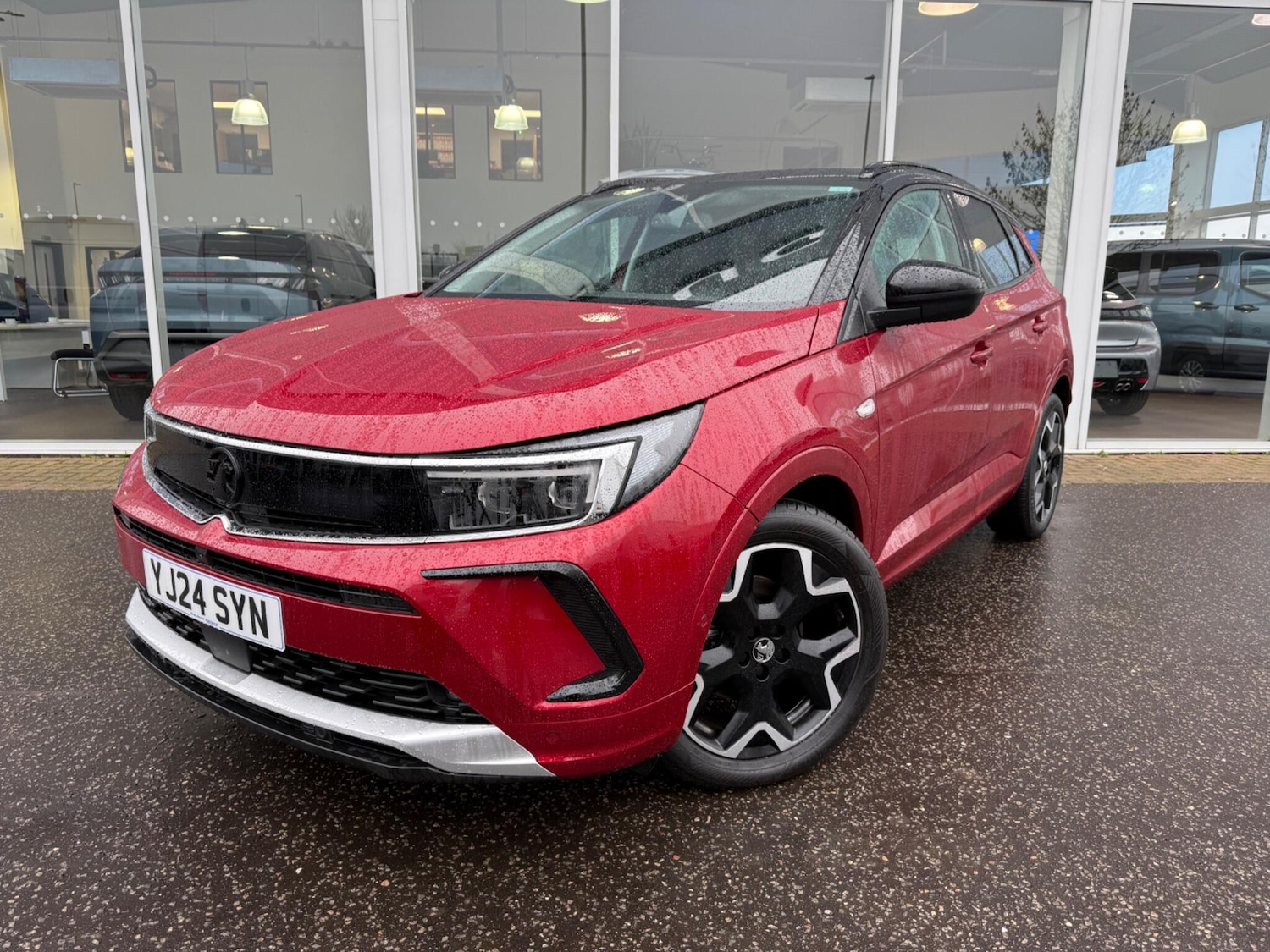 Used Vauxhall Grandland 2024 for sale - 77413275: Photo 2