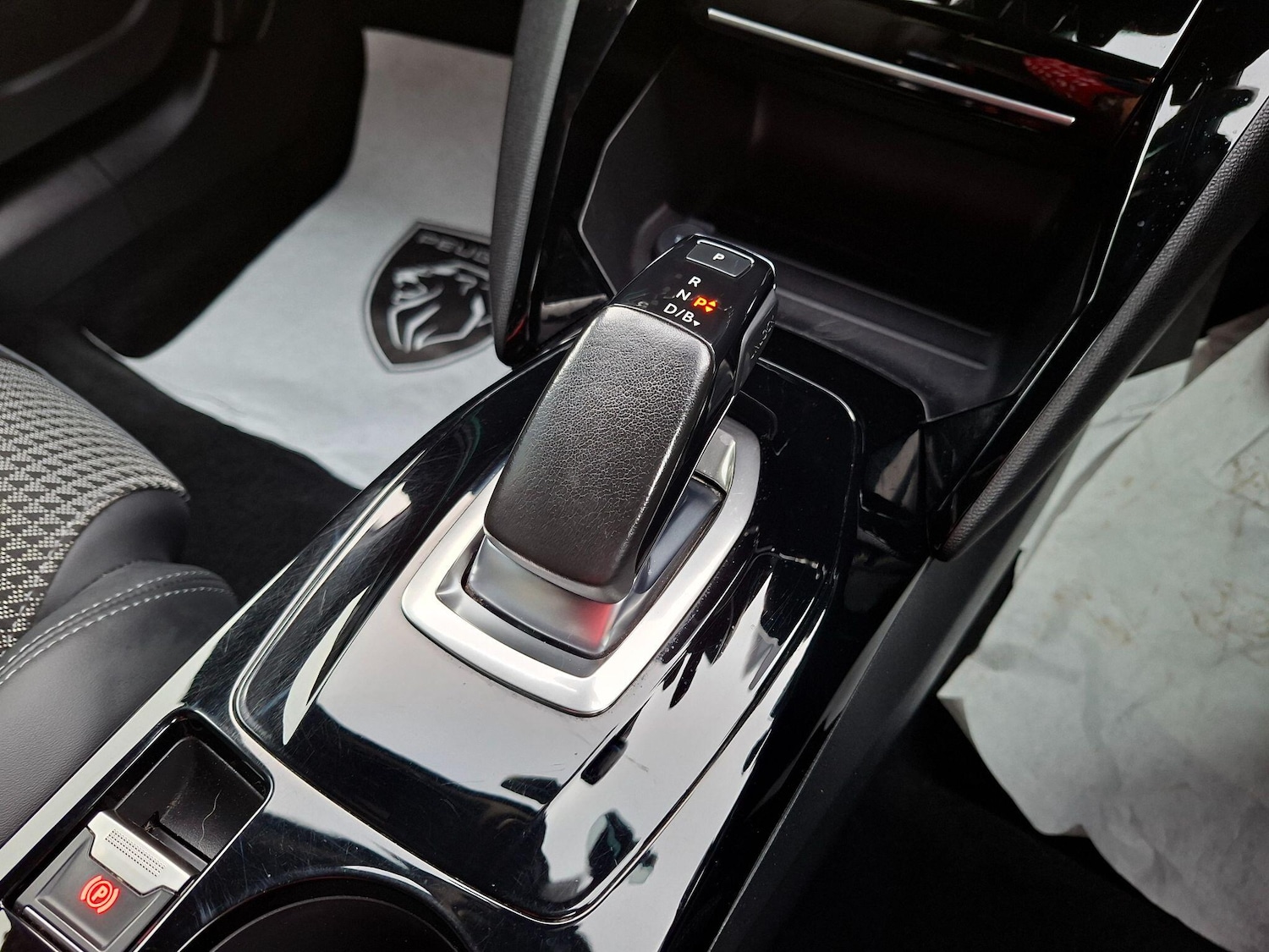 Used Peugeot 2008 2021 for sale - 78035092: Photo 14