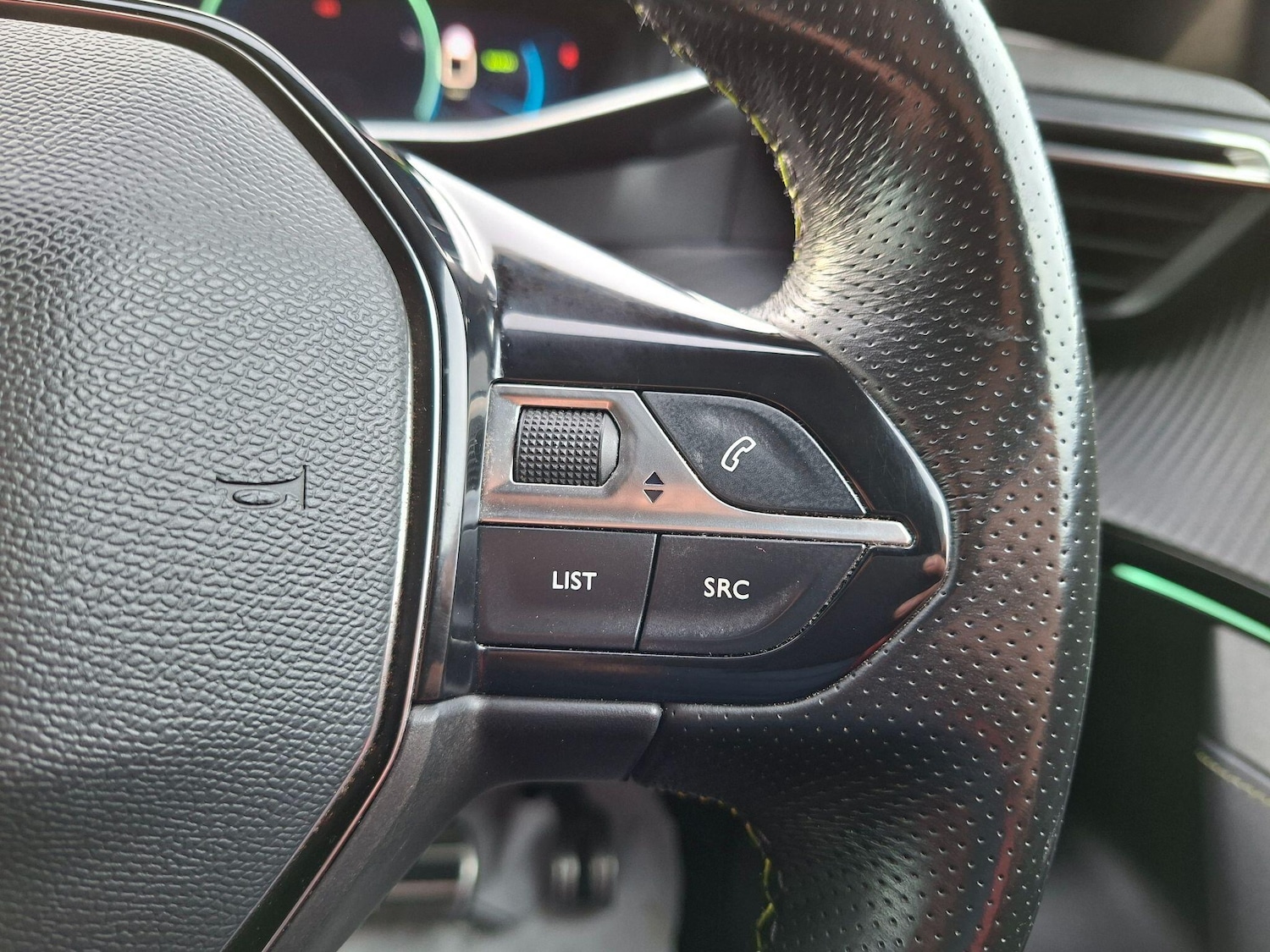 Used Peugeot 2008 2021 for sale - 78035092: Photo 24