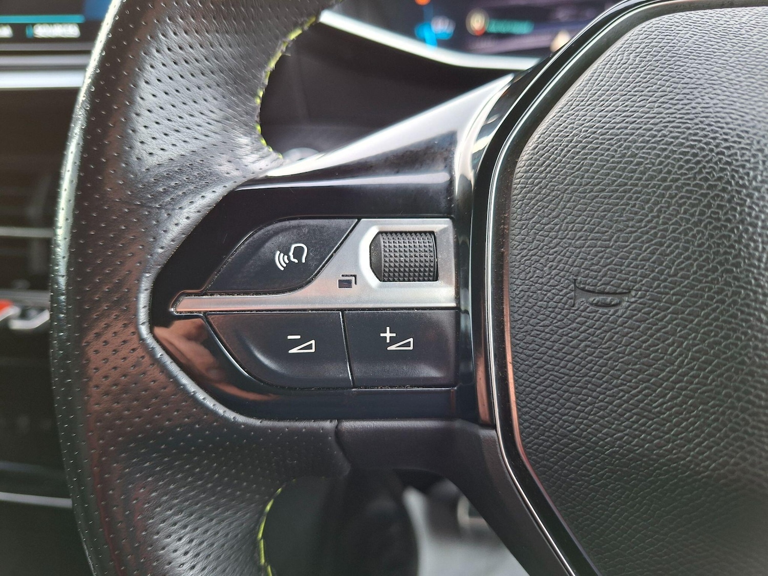 Used Peugeot 2008 2021 for sale - 78035092: Photo 25