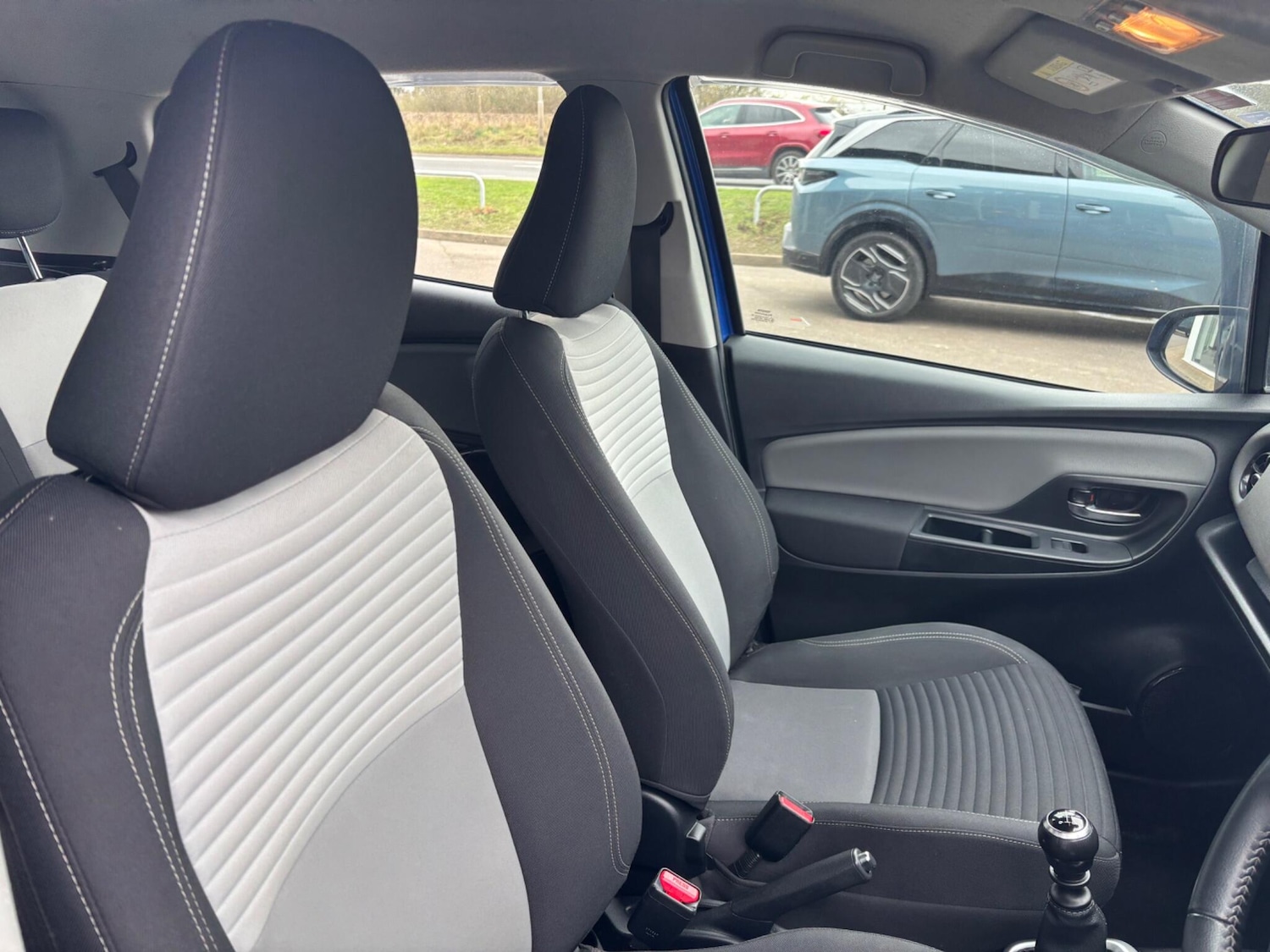 Used Toyota Yaris 2017 for sale - 77413300: Photo 15