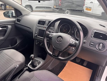 Used Volkswagen Polo 2016 for sale - 79212005: Photo