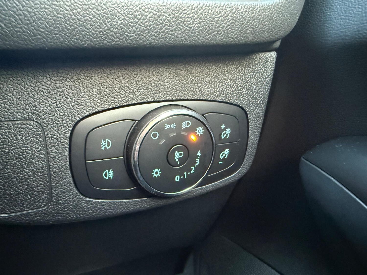 Used Ford Focus 2022 for sale - 77413306: Photo 14