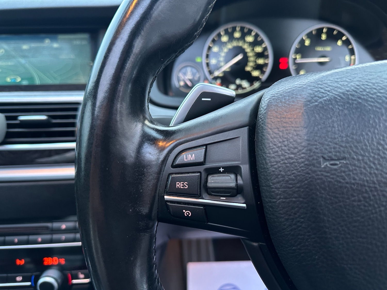 Used BMW 5 Series 2013 for sale - 77052189: Photo 12