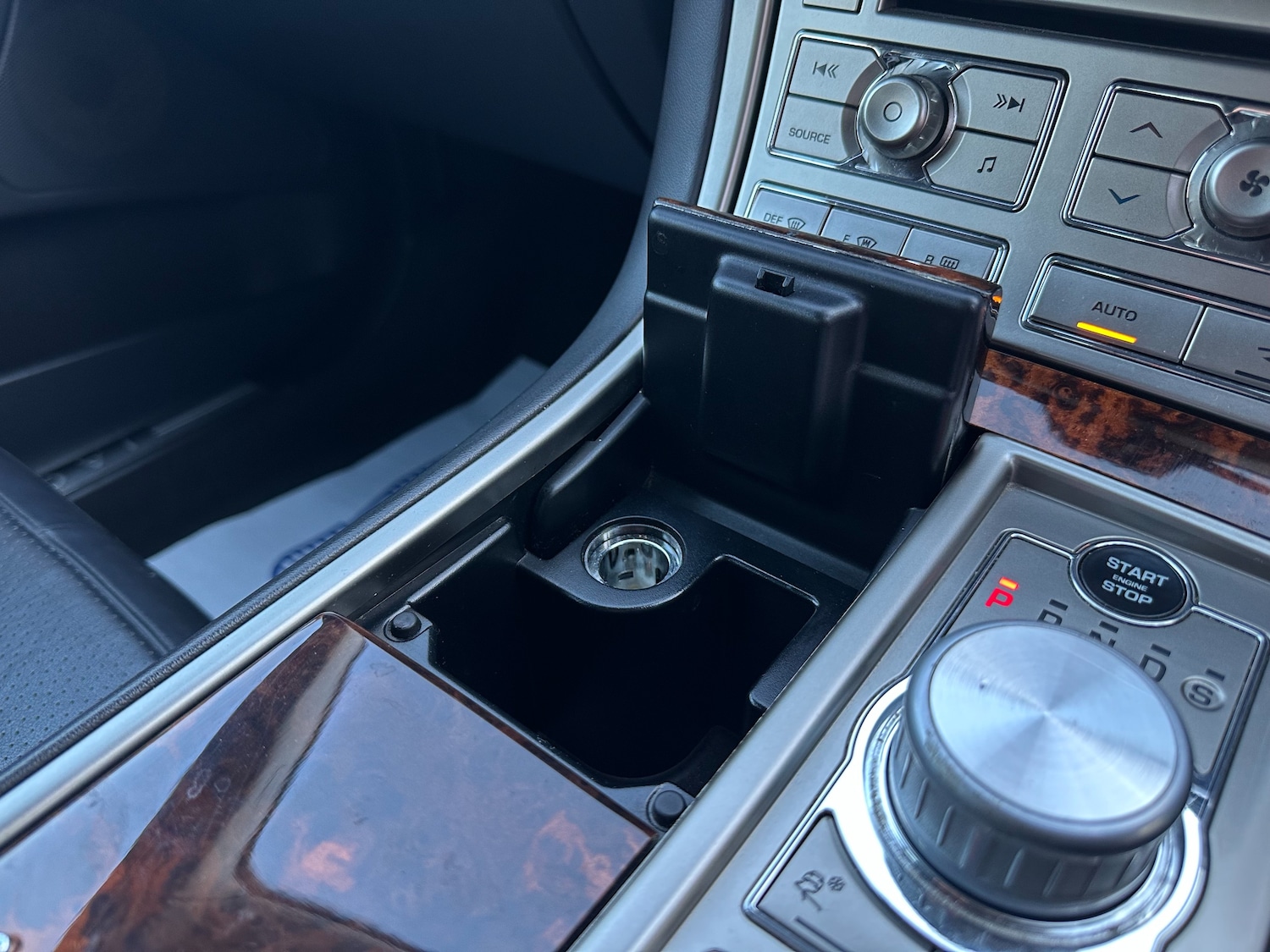 Used Jaguar XF 2011 for sale - 77069393: Photo 32