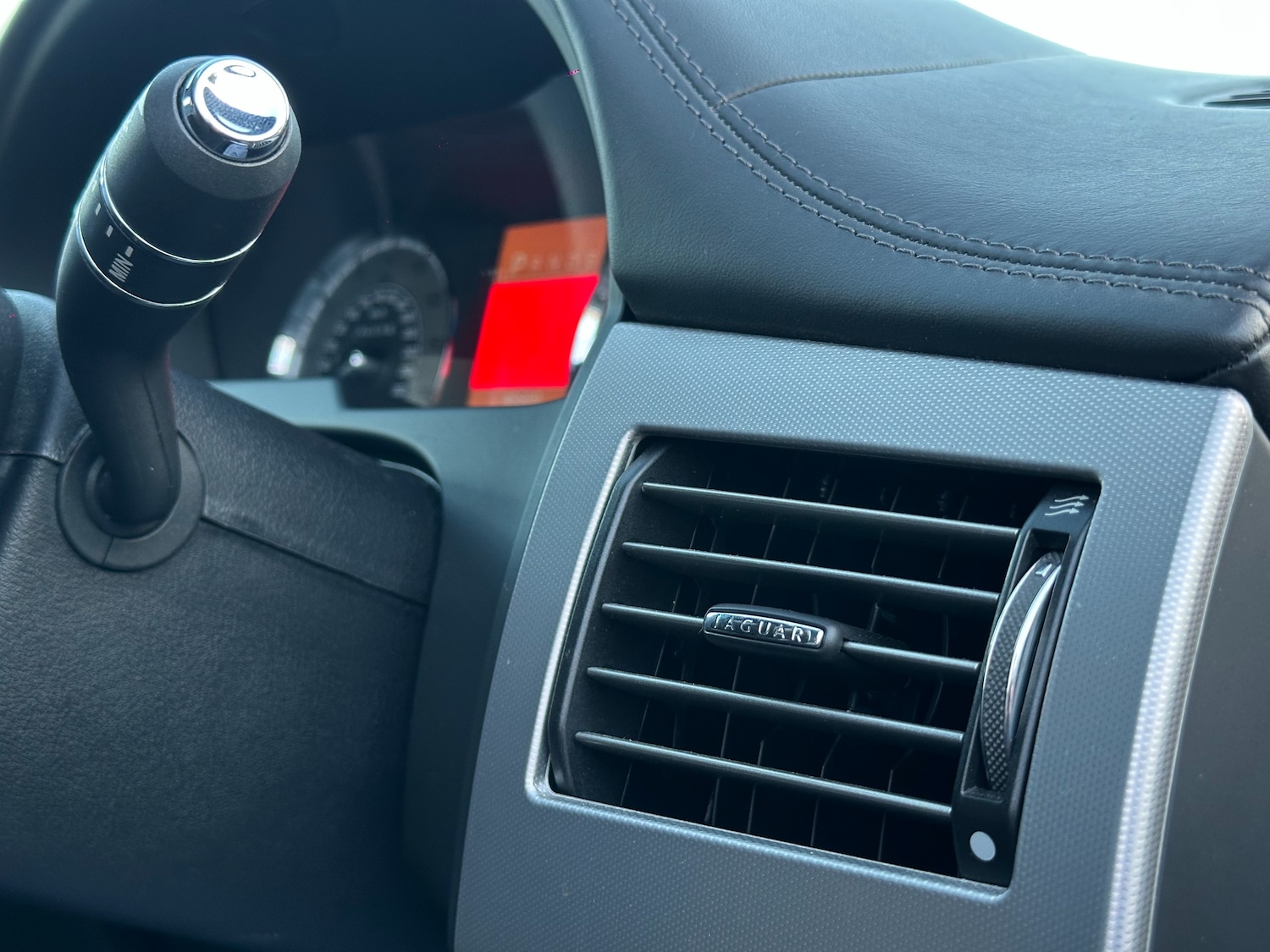 Used Jaguar XF 2011 for sale - 77069393: Photo 40