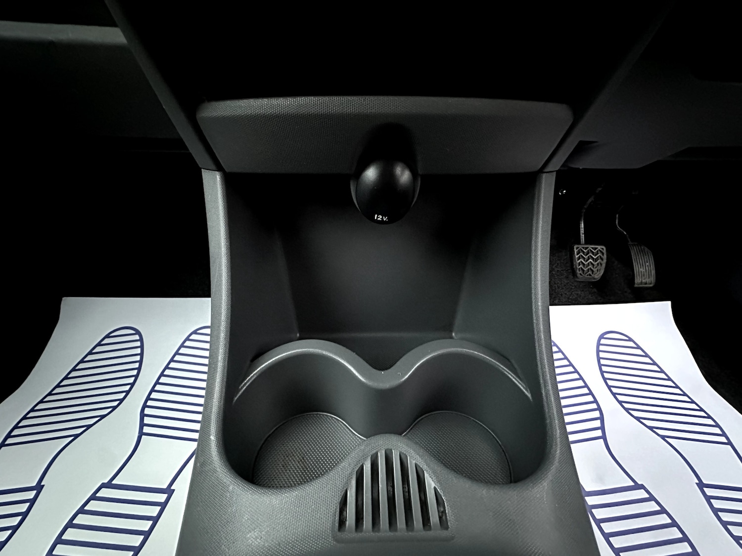 Used Peugeot 107 2011 for sale - 76731735: Photo 17