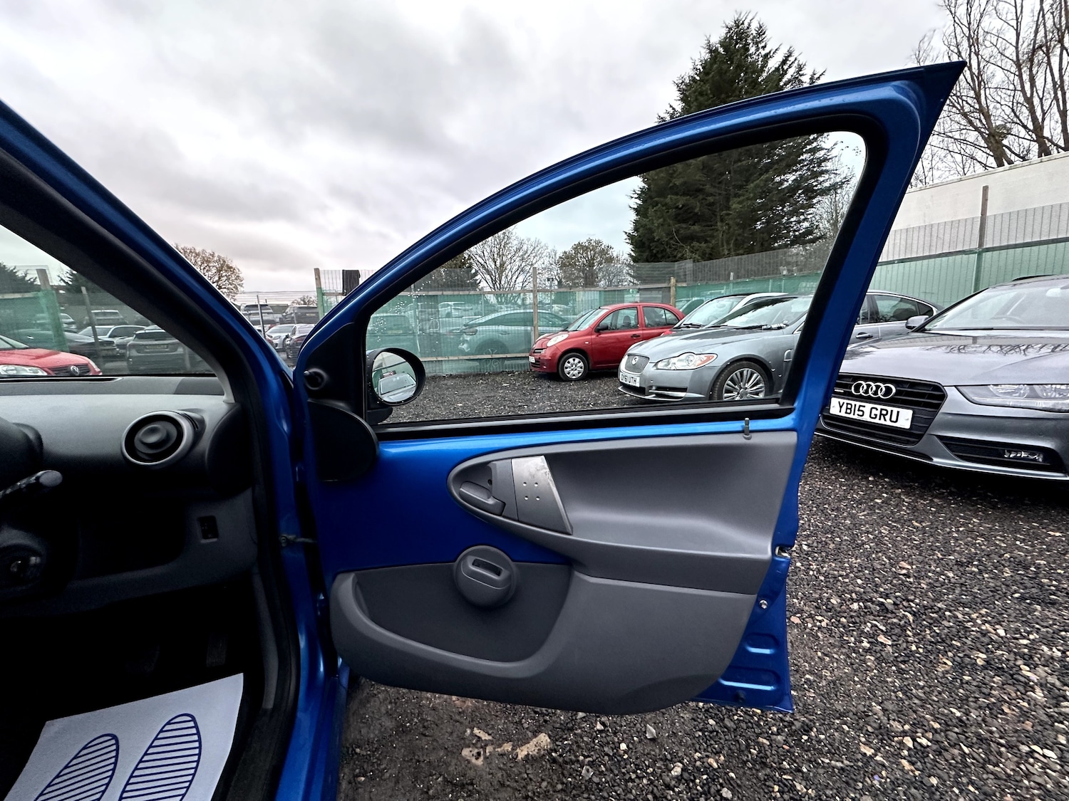 Used Peugeot 107 2011 for sale - 76731735: Photo 26