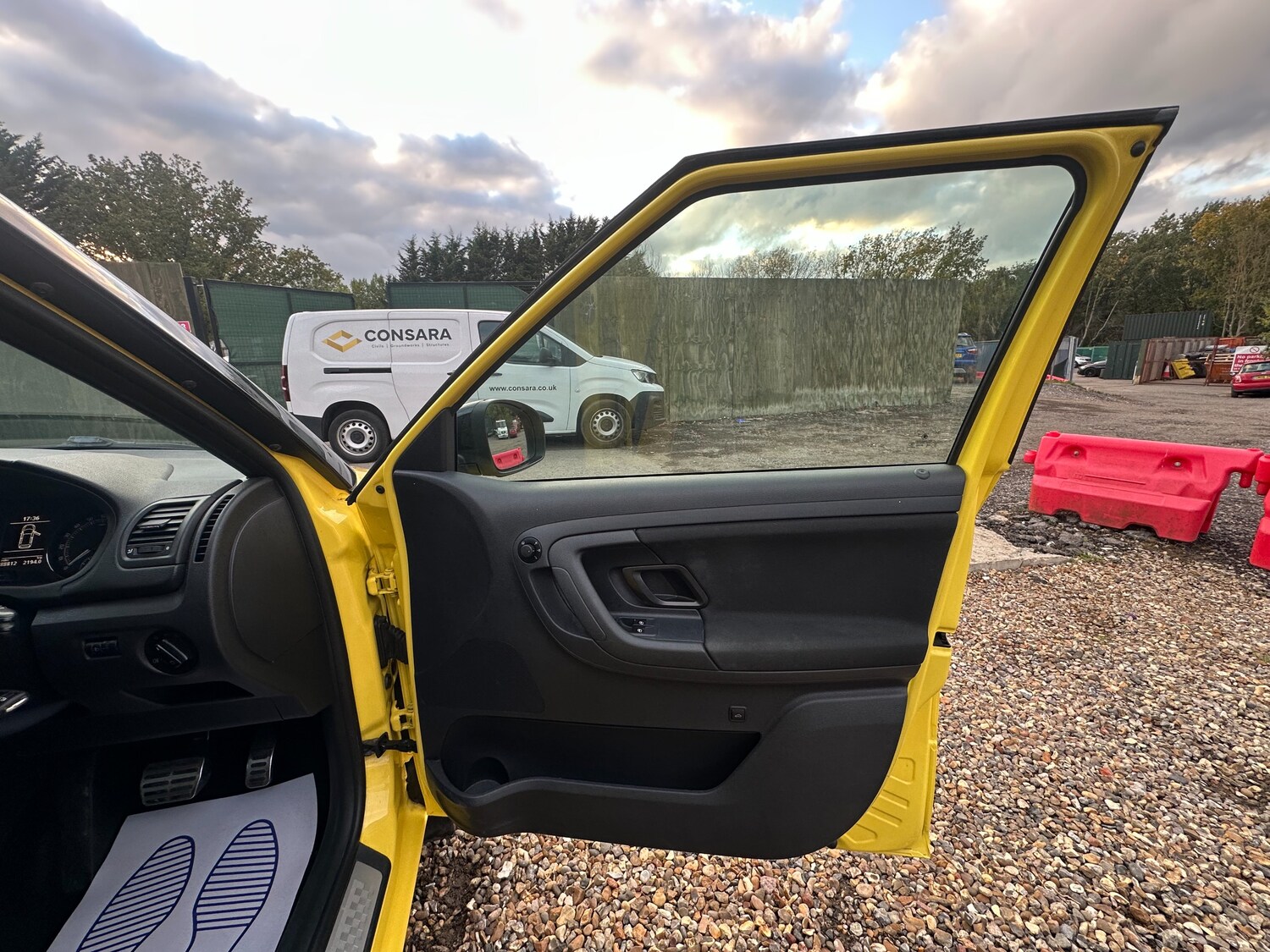 Used Skoda Fabia 2011 for sale - 76535002: Photo 18