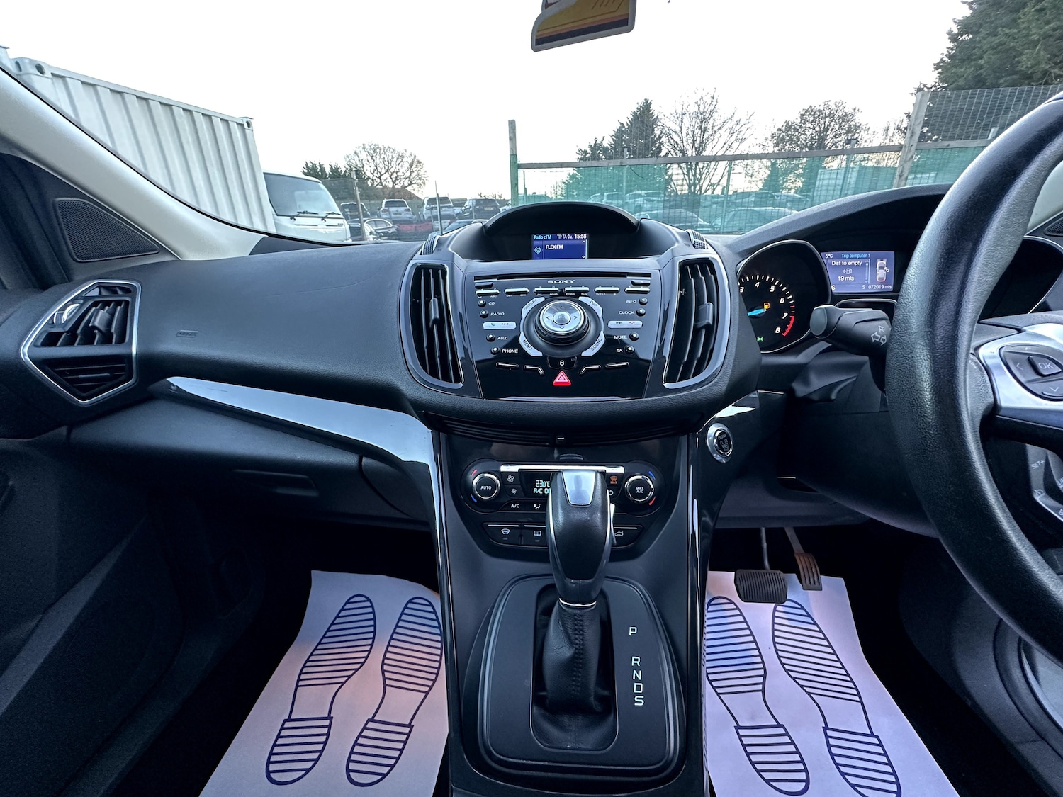 Used Ford Kuga 2015 for sale - 76905200: Photo 17