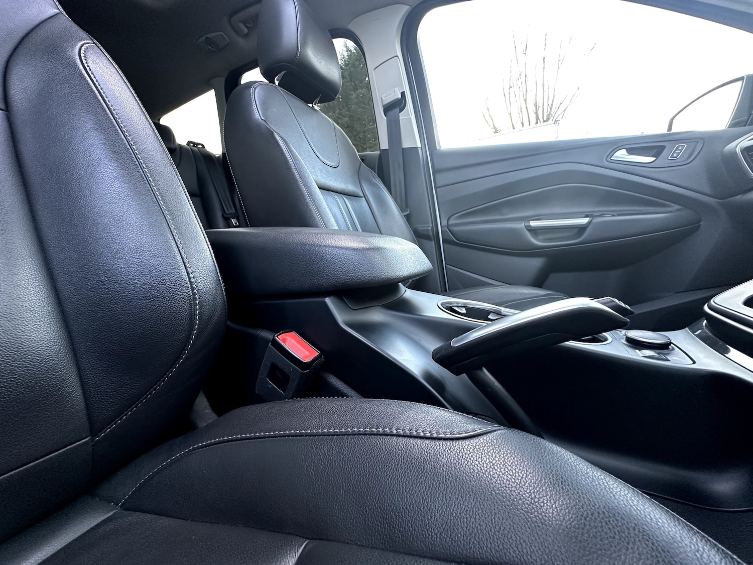 Used Ford Kuga 2015 for sale - 76905200: Photo 28