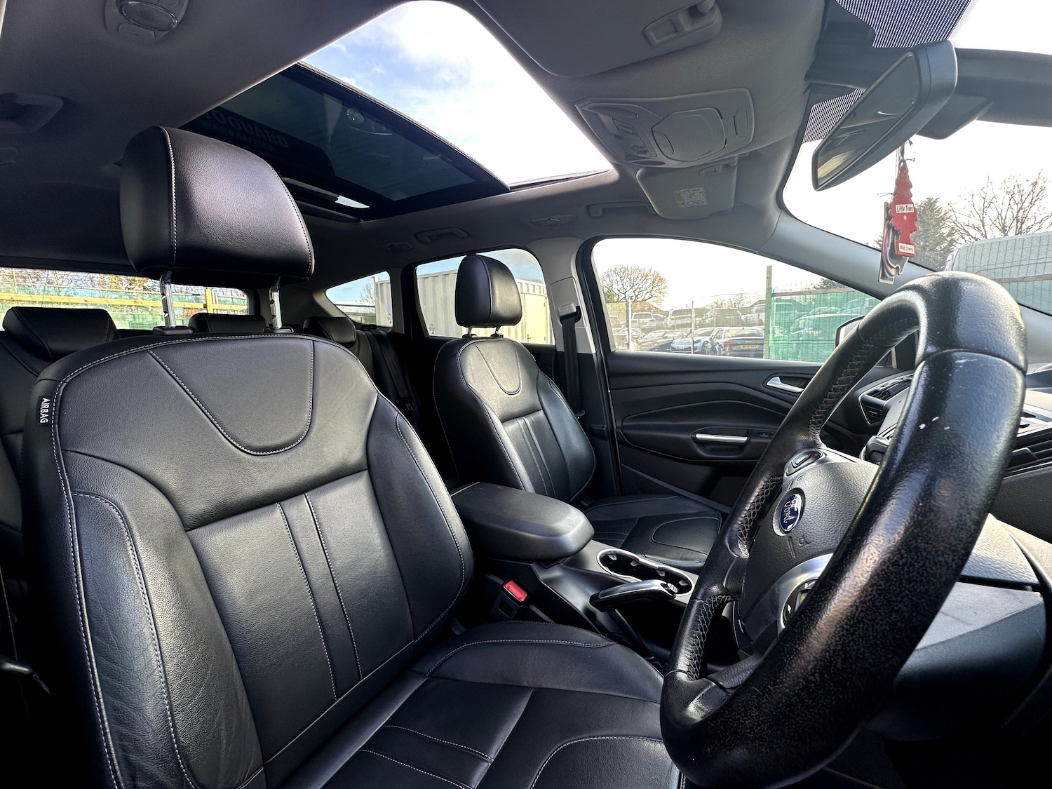 Used Ford Kuga 2015 for sale - 76905200: Photo 30