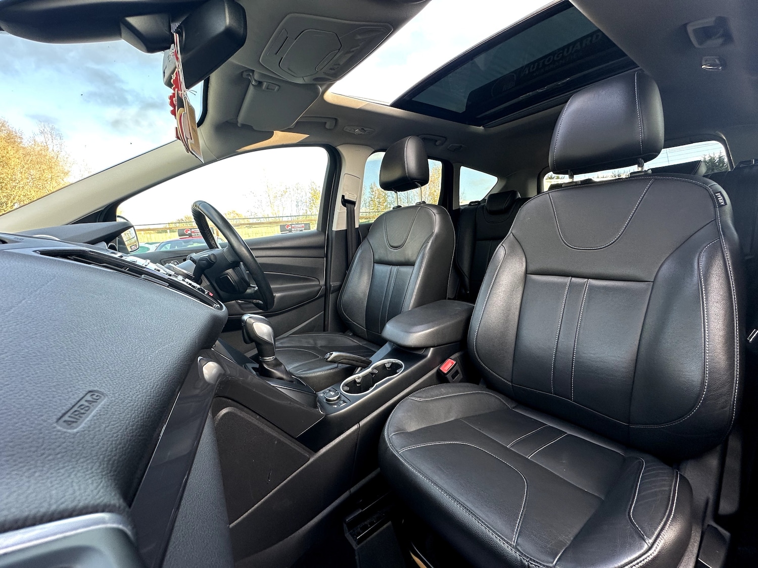 Used Ford Kuga 2015 for sale - 76905200: Photo 38