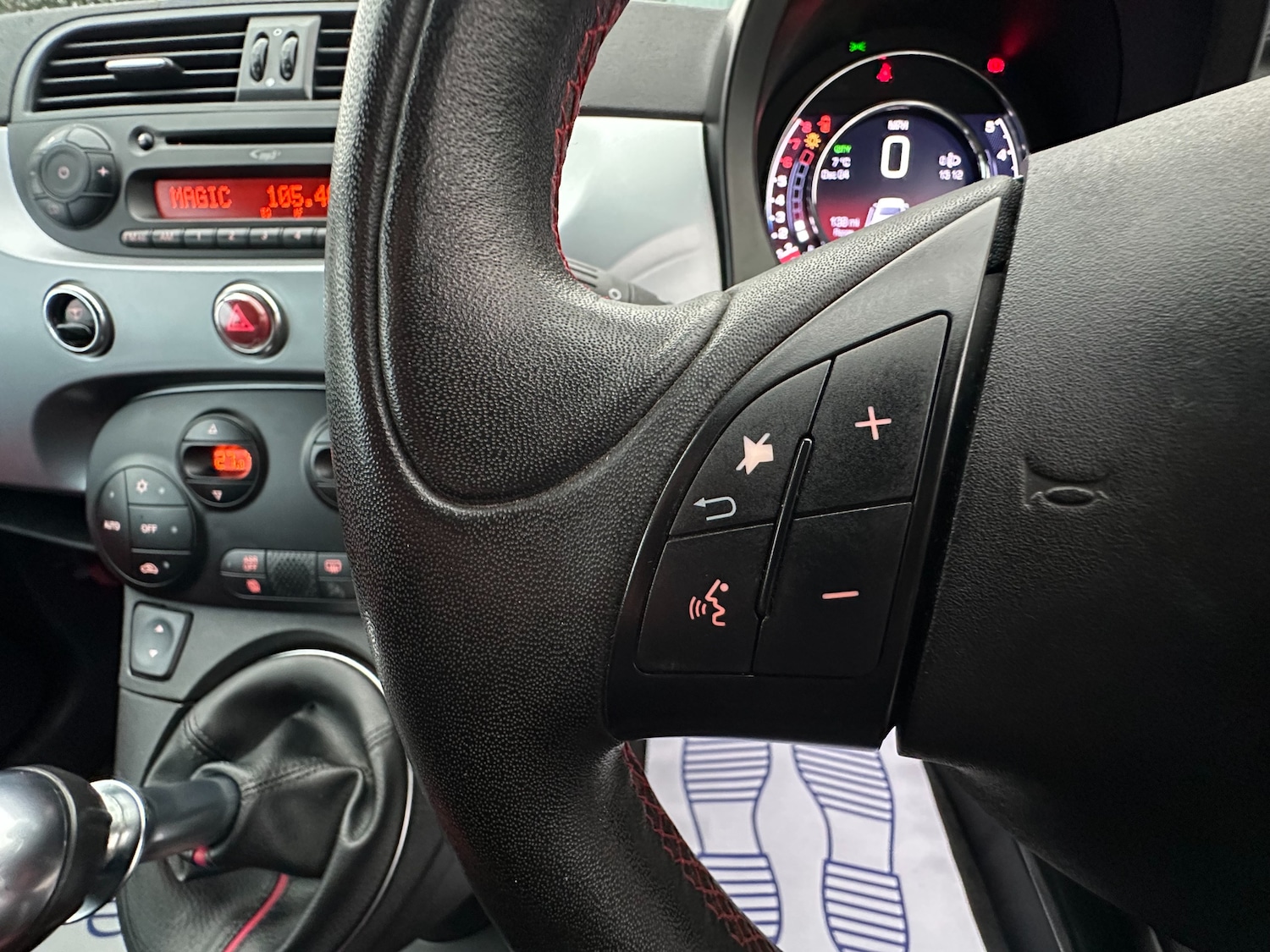 Used Fiat 500 2015 for sale - 76836528: Photo 15