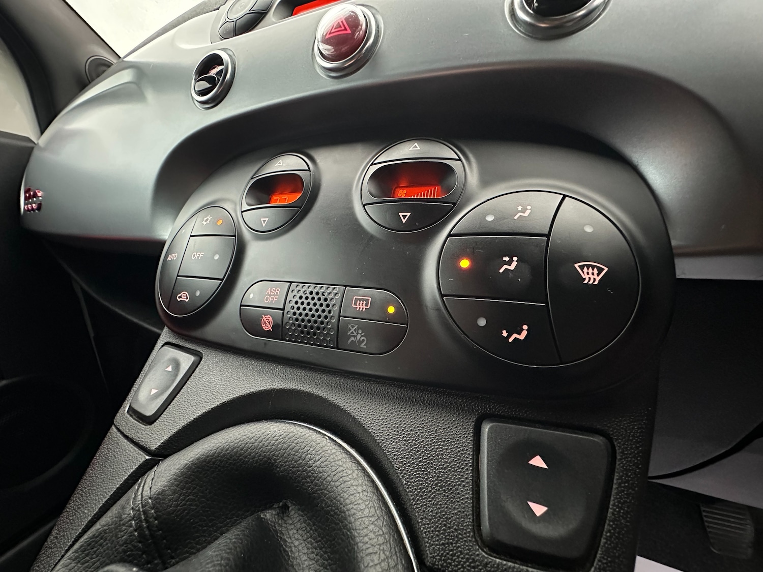 Used Fiat 500 2015 for sale - 76836528: Photo 24