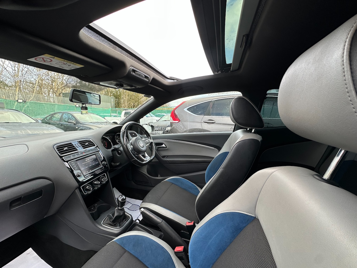 Used Volkswagen Polo 2016 for sale - 76941416: Photo 39