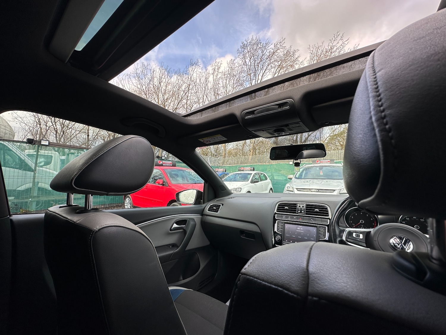 Used Volkswagen Polo 2016 for sale - 76941416: Photo 56