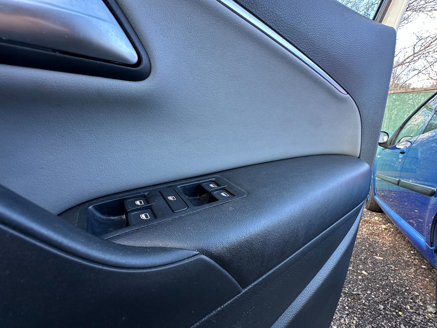 Used Volkswagen Polo 2015 for sale - 76937663: Photo 36