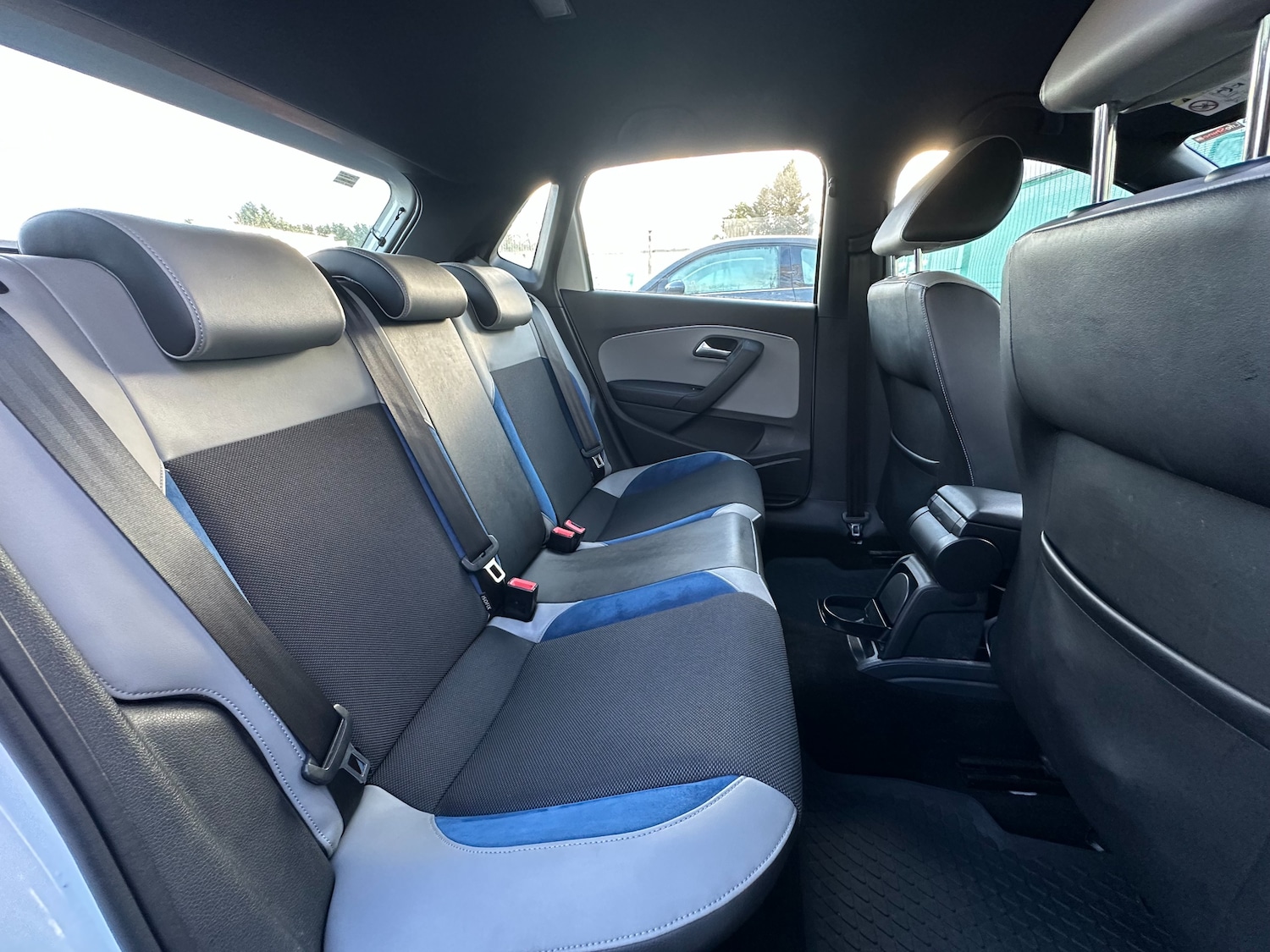 Used Volkswagen Polo 2015 for sale - 76937663: Photo 50